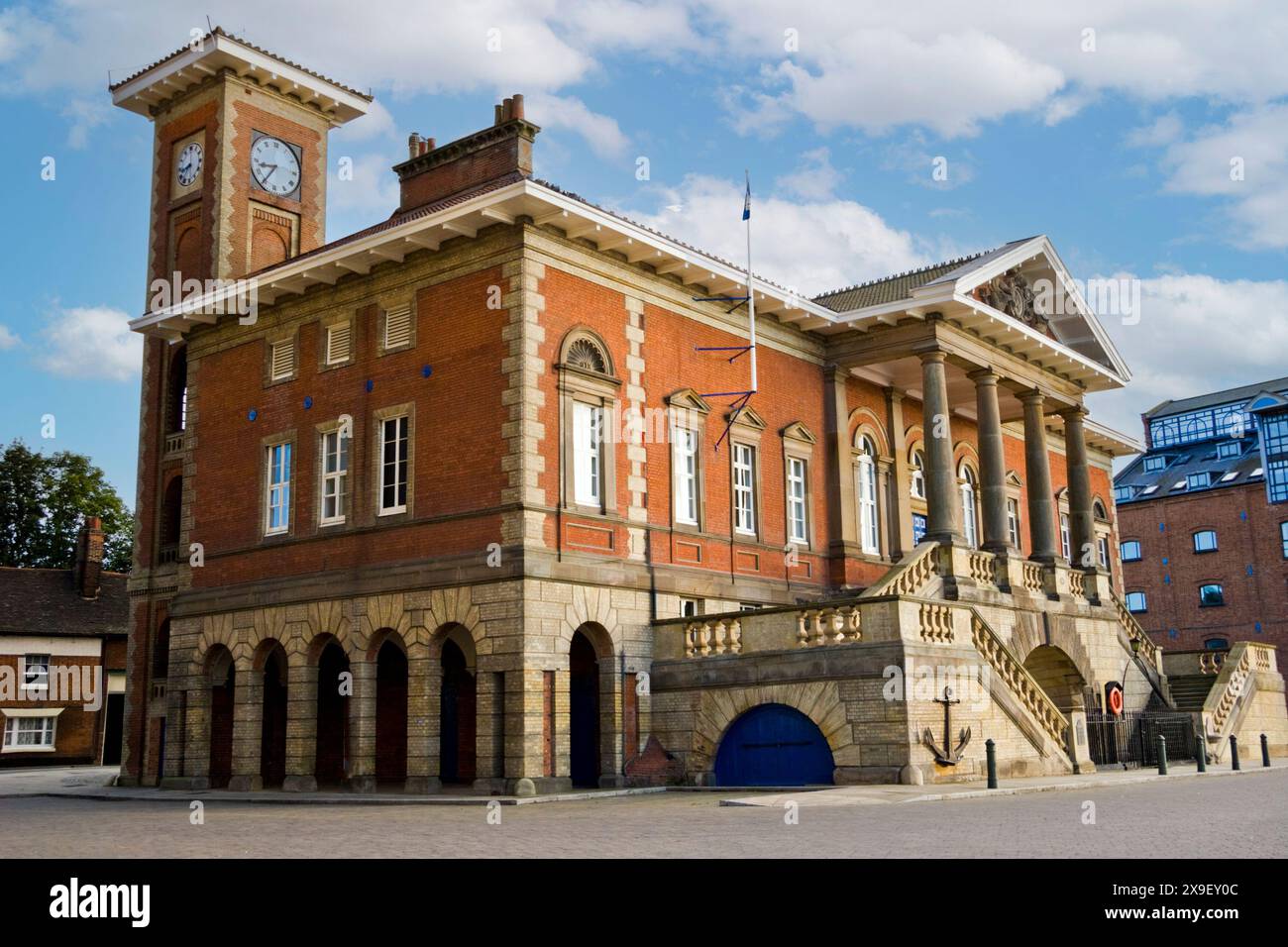 The Old Custom House, Common Quay on Ipswich Wet Dock, Heaquarters of Associated British ports, Ipswich, Suffolk, Royaume-Uni Banque D'Images