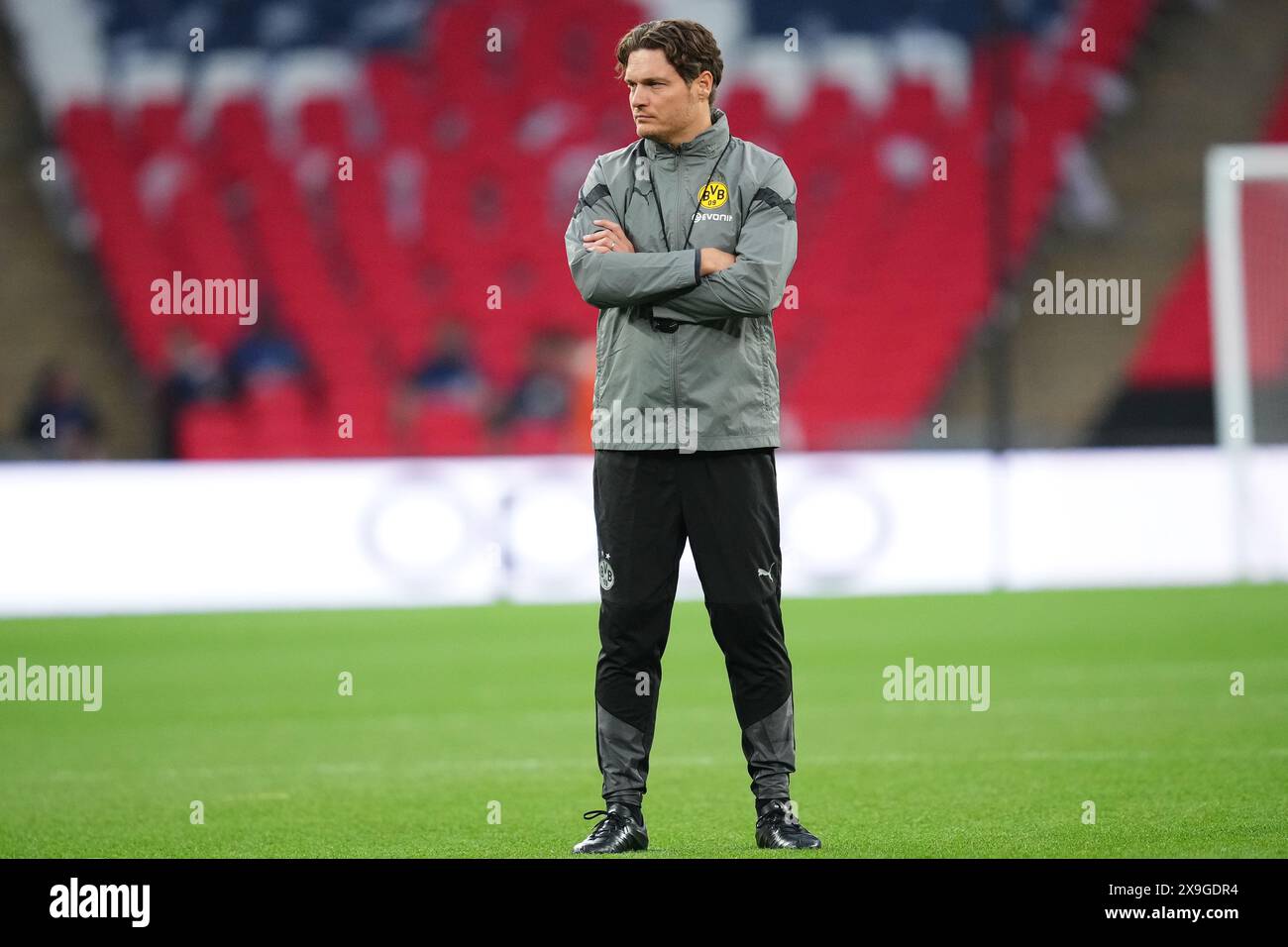 Londres, Royaume-Uni. 31 mai 2024. Edit Terzic, entraîneur-chef du Borussia Dortmund, lors de la session d'entraînement du Borussia Dortmund au stade de Wembley le 31 mai 2024 à Londres. (Photo de Bagu Blanco/Pressinphoto/Icon Sport) lors de la session d'entraînement du Borussia Dortmund de la Ligue des champions de l'UEFA au stade de Wembley le 31 mai 2024 à Londres, en Angleterre. (Photo de Bagu Blanco/PRESSINPHOTO) crédit : AGENCE SPORTIVE PRESSINPHOTO/Alamy Live News Banque D'Images