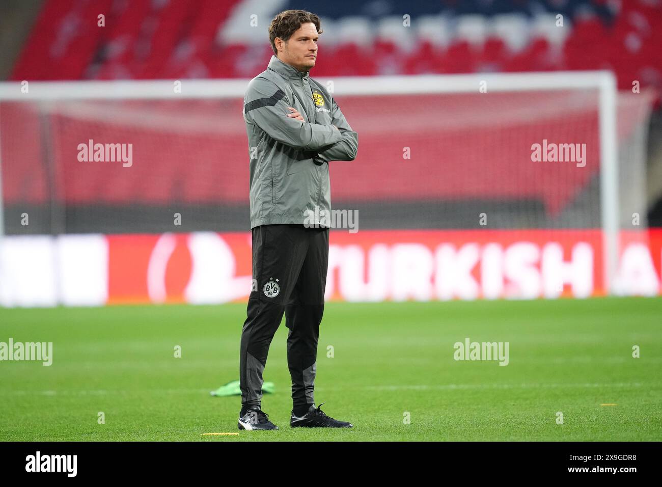 Londres, Royaume-Uni. 31 mai 2024. Edit Terzic, entraîneur-chef du Borussia Dortmund, lors de la session d'entraînement du Borussia Dortmund au stade de Wembley le 31 mai 2024 à Londres. (Photo de Bagu Blanco/Pressinphoto/Icon Sport) lors de la session d'entraînement du Borussia Dortmund de la Ligue des champions de l'UEFA au stade de Wembley le 31 mai 2024 à Londres, en Angleterre. (Photo de Bagu Blanco/PRESSINPHOTO) crédit : AGENCE SPORTIVE PRESSINPHOTO/Alamy Live News Banque D'Images