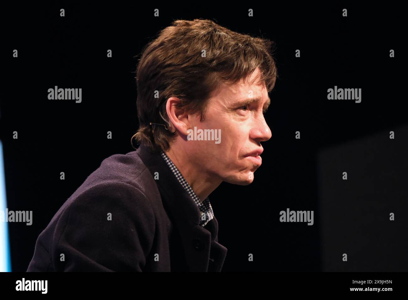 Hay Festival, Hay on Wye, Powys, pays de Galles, Royaume-Uni – samedi 1er juin 2024 – Rory Stewart ancien politicien conservateur parlant de son livre Politics on the Edge - photo Steven May / Alamy Live News Banque D'Images