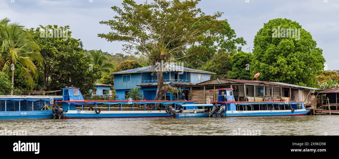 Boca de Sabalos, Nicaragua - 12 mars 2024 : vue panoramique d'un écolodge le long de la rivière San Juan également connu sous le nom d'El Desaguadero à la frontière du Costa Rica Banque D'Images