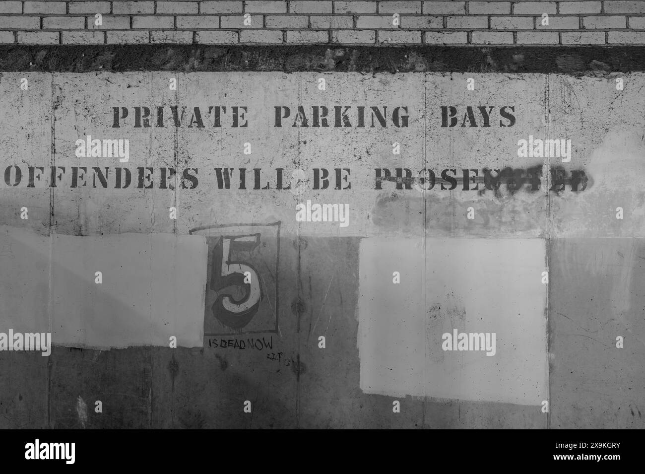 MOORFIELD À PLUSIEURS ÉTAGES PARKING CALENICK STREET TRURO TR1 2QD CORNWALL CONSTRUIT EN 1970 Banque D'Images