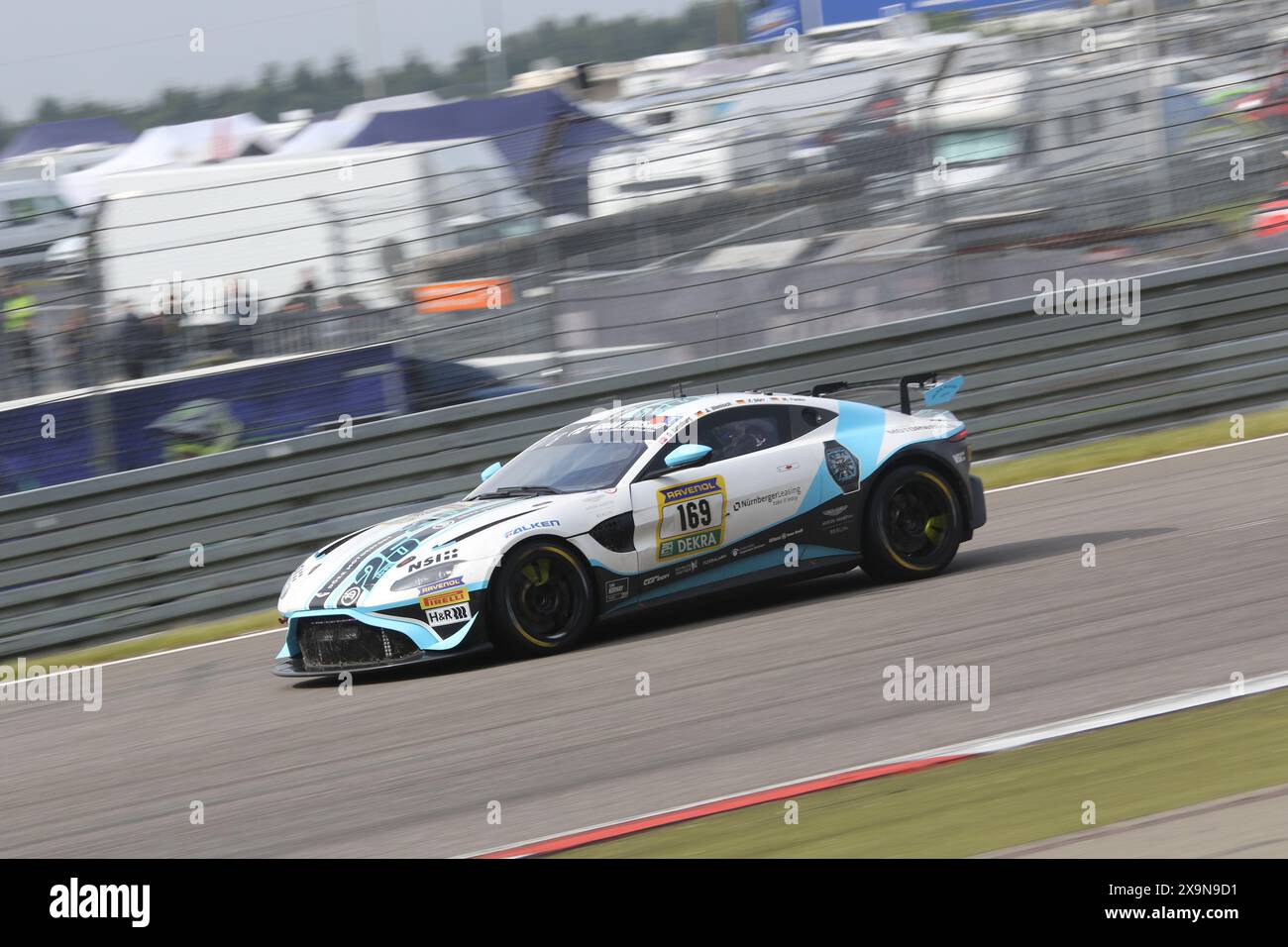 Oskar Sandberg (Huettenberg/DEU) / Aaron Wenisch (Neuenkirchen/DEU) / Michael Funke (Besigheim/DEU) / Phil Doerr (Butzbach/DEU), #169, Aston Martin Vantage AMR GT4, Team : Doerr Motorsport (DEU), Motorsport, ADAC Ravenol 24H Rennen Nuerburgring, Nuerburg, Nuerburg, 30.05.2024 - 02.06.2024, Samstag 01.06.2024 Fosest Banque D'Images