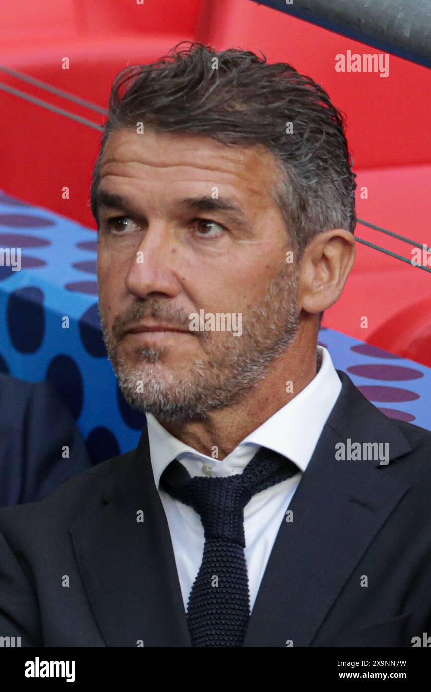 Karl-Heinz Riedle vu lors de la finale de l'UEFA Champions League entre le Borussia Dortmund et le Real Madrid au stade de Wembley. Score final ; Borussia Dortmund 0:2 Real Madrid. (Photo de Grzegorz Wajda / SOPA images/SIPA USA) Banque D'Images