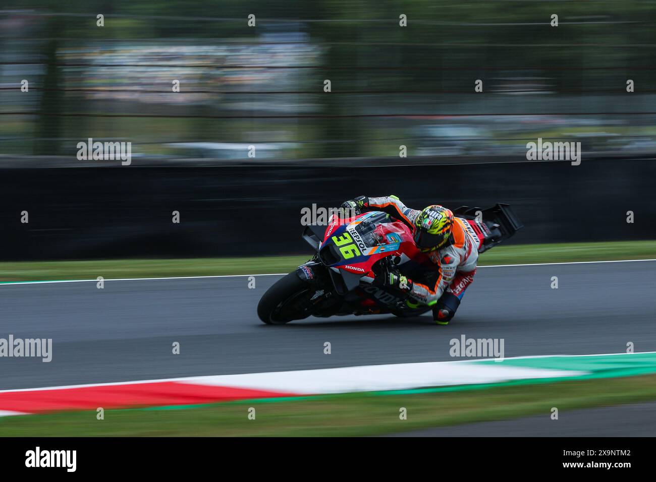 Scarperia, Italie. 31 mai 2024. Joan Mir d'Espagne et l'écurie Repsol Honda en action lors du MotoGP GP7 Gran Premio d'Italia Brembo - essais libres sur le circuit de Mugello. (Photo de Fabrizio Carabelli/SOPA images/Sipa USA) crédit : Sipa USA/Alamy Live News Banque D'Images