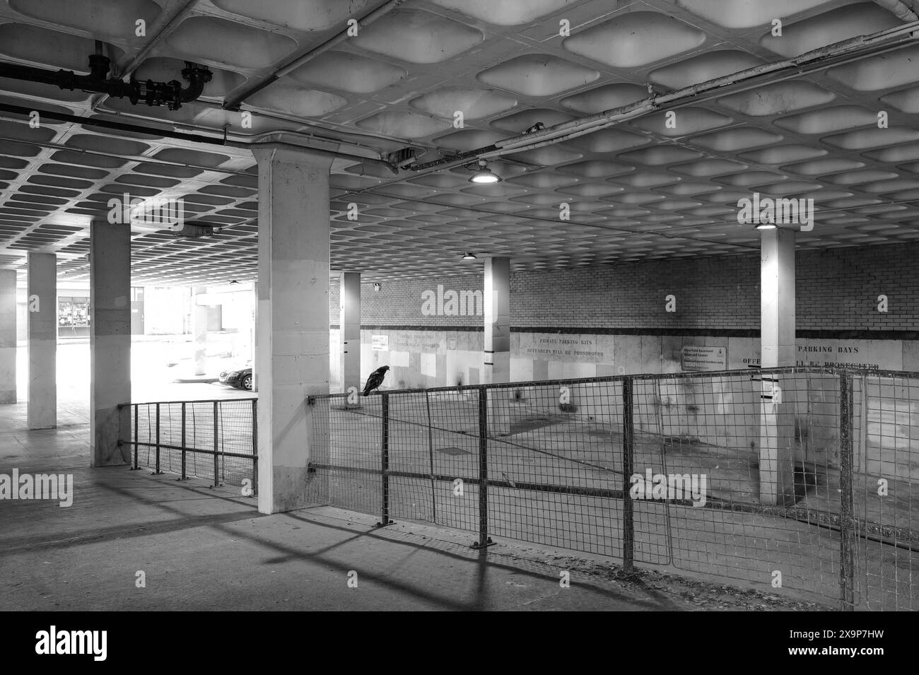 MOORFIELD À PLUSIEURS ÉTAGES PARKING CALENICK STREET TRURO TR1 2QD CORNWALL CONSTRUIT EN 1970 Banque D'Images