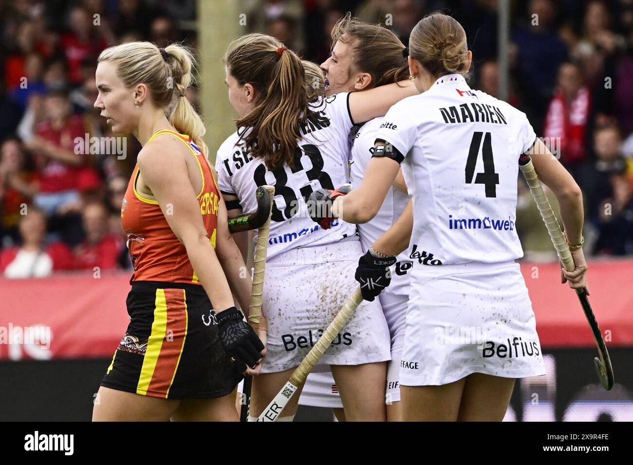 Anvers, Belgique. 02 juin 2024. La belge Astrid Bonami marque un but lors d'un match de hockey entre l'Australie et l'équipe nationale belge des Red Panthers, match 12/16 en phase de groupes de la FIH Pro League 2024, dimanche 2 juin 2024, à Anvers. BELGA PHOTO DIRK WAEM crédit : Belga News Agency/Alamy Live News Banque D'Images