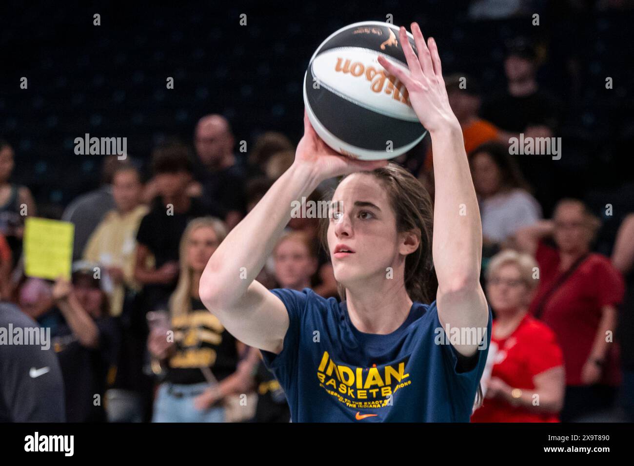 Brooklyn, États-Unis. 02 juin 2024. Fièvre indienne Caitlin Clark se réchauffe avant la première mi-temps face au New York Liberty au Barclays Center le dimanche 2 juin 2024 à New York. Photo de Corey Sipkin/UPI crédit : UPI/Alamy Live News Banque D'Images