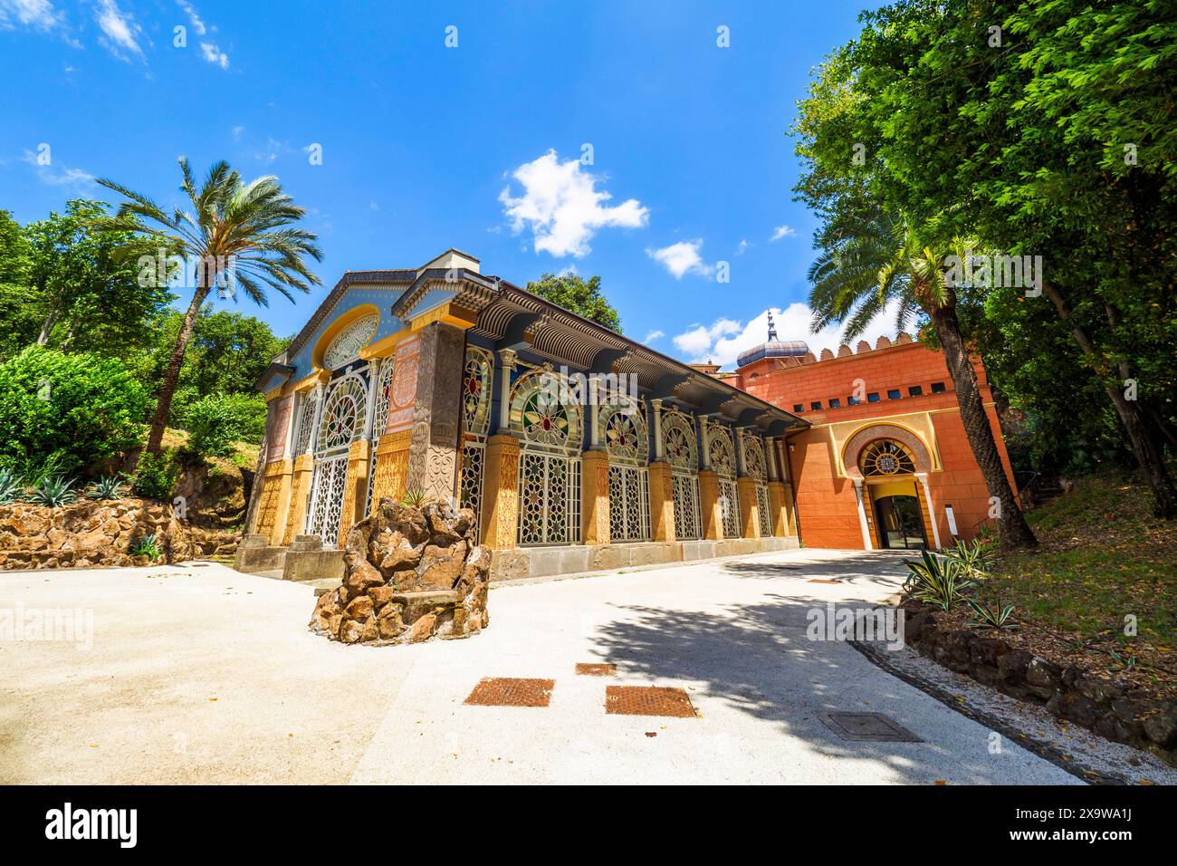 Serra Moresca (serre mauresque) dans Villa Torlonia, un parc avec un complexe de bâtiments, situé dans le quartier Nomentano de Rome - Rome, Italie Banque D'Images
