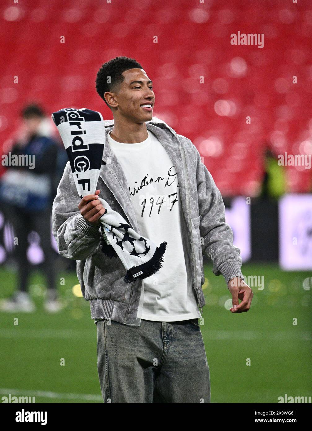 LONDRES, ANGLETERRE - 1er JUIN : Jobe Bellingham sur le terrain après la finale de l'UEFA Champions League 2023/24 entre Borussia Dortmund et Real Madrid CF à W. Banque D'Images