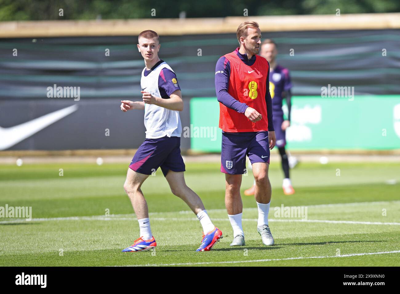 Darlington, Royaume-Uni. 02 juin 2024. Le milieu de terrain anglais Adam Wharton et l'attaquant anglais Harry Kane lors de la conférence England Training & Media au Rockliffe Hall, Darlington, Angleterre, Royaume-Uni le 2 juin 2024 crédit : Every second Media/Alamy Live News Banque D'Images