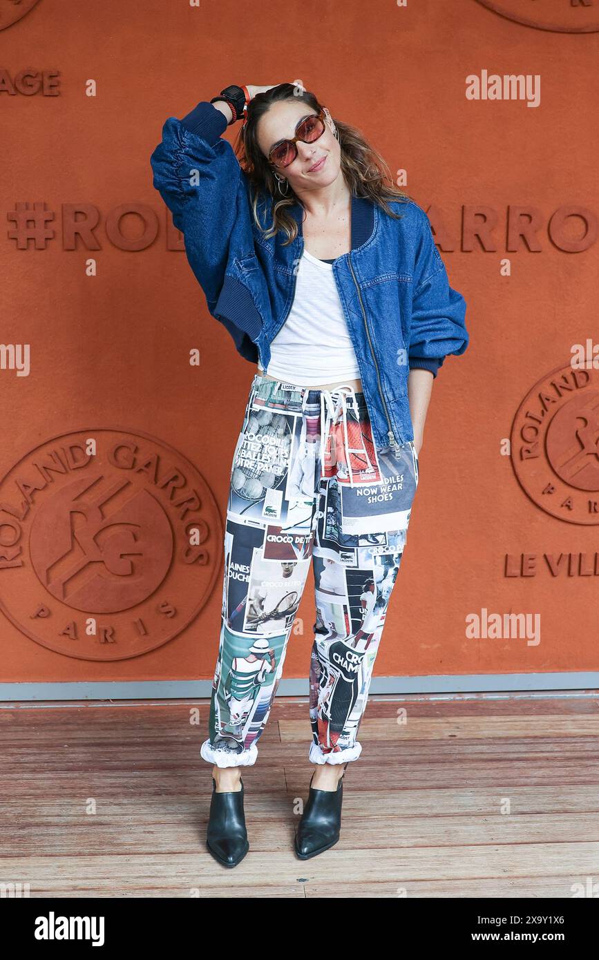 Constance labbé Banque de photographies et d’images à haute résolution ...