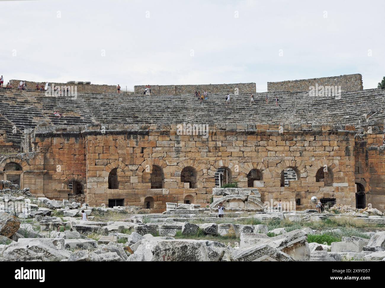 Théâtre romain antique, Hiérapolis ancienne ville grecque hellénistique, Pamukkale, province de Denizli, Turquie Banque D'Images