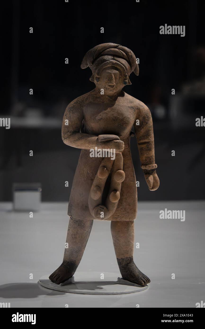 Une relique maya préservée d'une figure humaine. Banque D'Images