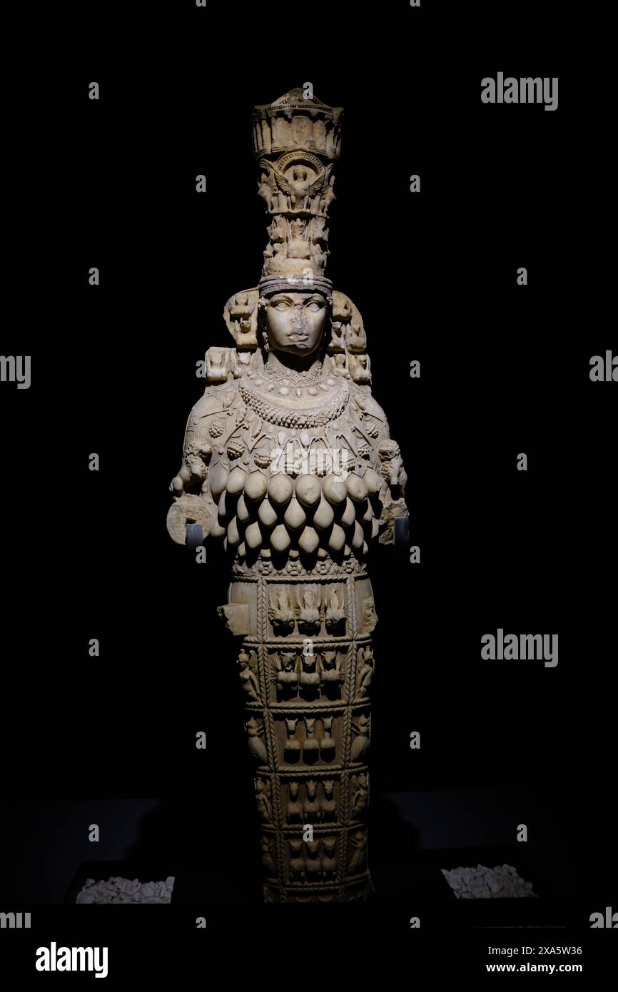 Statue d'Artémis dans le musée d'Éphèse Banque D'Images