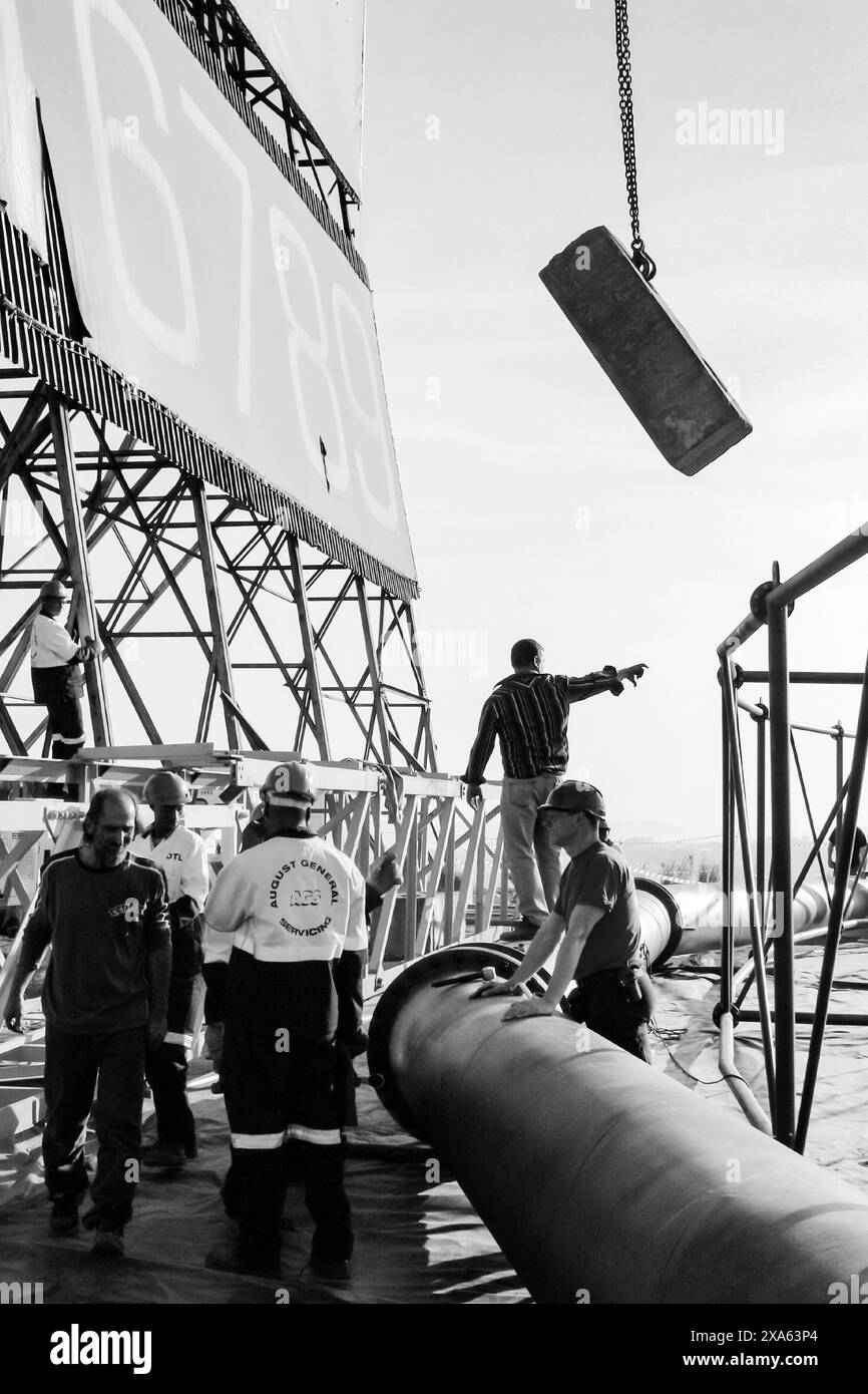 Les ouvriers de la construction sur un chantier à Johannesburg, Afrique du Sud Banque D'Images