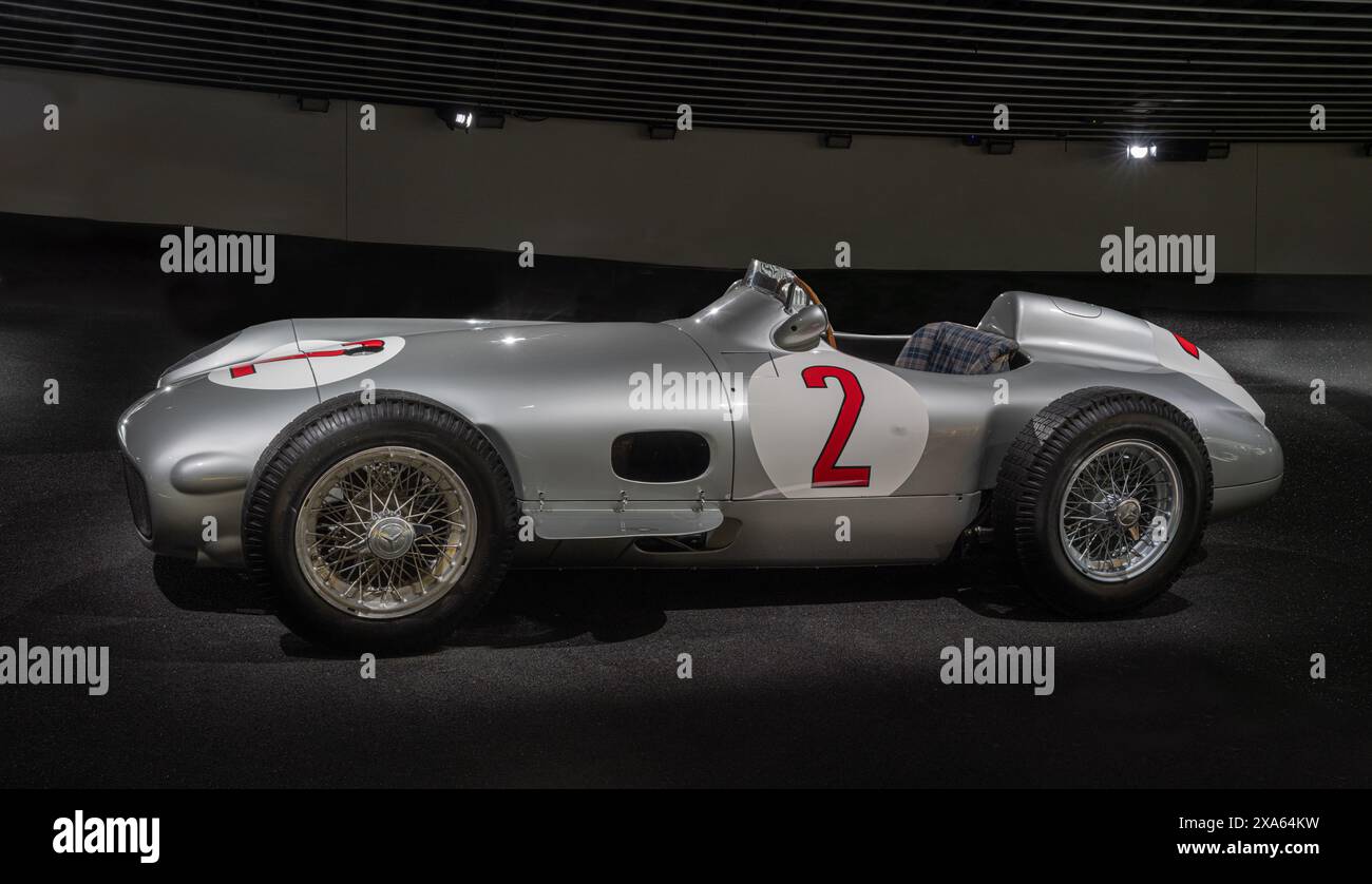 Mercedes-Benz 2,5-l-Racing car W 196 R. (1955). Musée Mercedes Benz, Mercedes-Benz World à Stuttgart, Baden Wuertemberg, Allemagne, Europe Banque D'Images