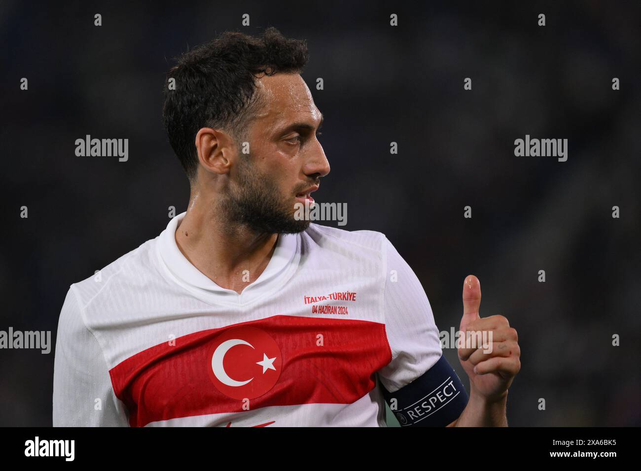 Bologne, Italie. 04 juin 2024. Le turc Hakan Calhanoglu lors d'un match amical de football entre l'Italie et la Turquie au stade Renato Dall'Ara à Bologne (Italie), le 4 juin 2024. Crédit : Insidefoto di andrea staccioli/Alamy Live News Banque D'Images