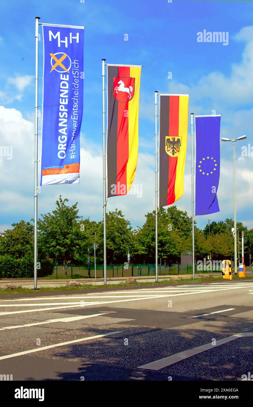 Organspende Werbung BEI der Einfahrt zur MHH Medizinische Hochschule Hannover - gesehen am 02,06 2024 *** annonce de don d'organes à l'entrée de la MHH Hannover Medical School vue le 02 06 2024 Banque D'Images