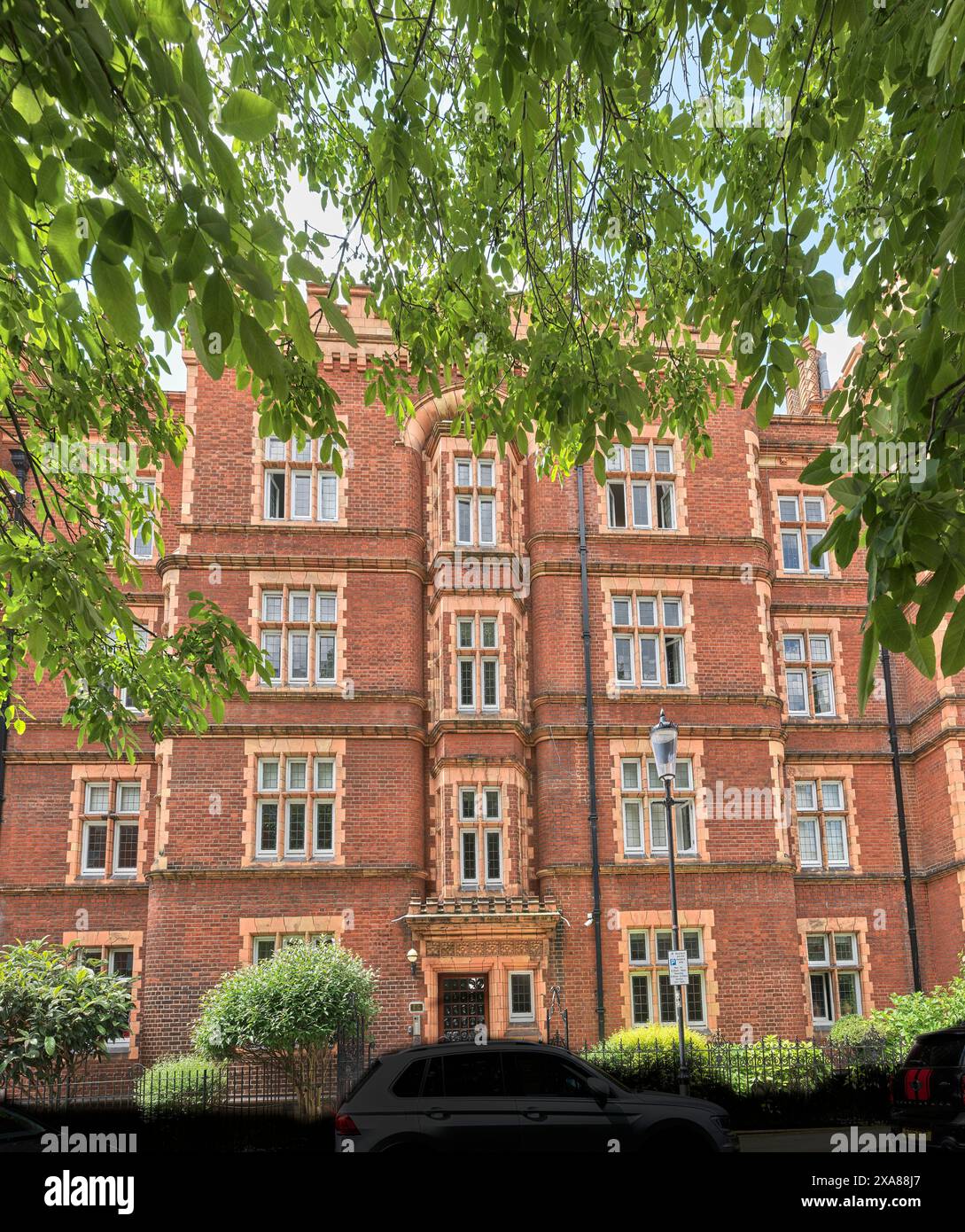 Kent House, chers, appartements de luxe sur Kensington court, Kensington, Londres, Angleterre. Banque D'Images