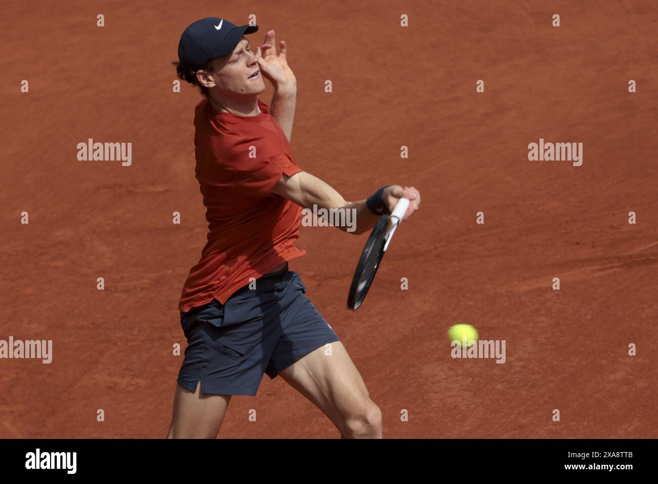 Jannik Sinner d'Italie pendant le jour 10 de l'Open de France 2024