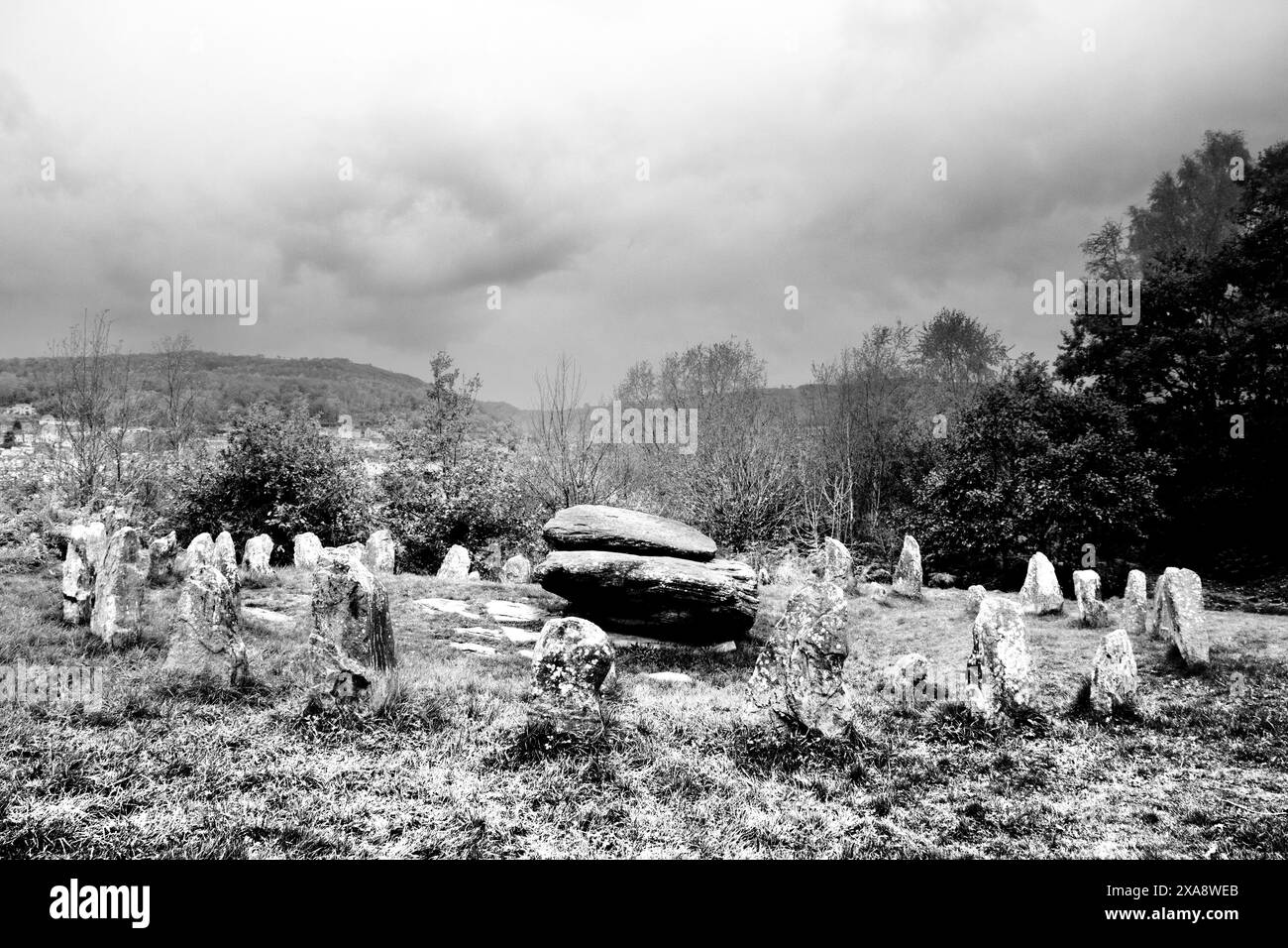 La pierre à bascule sur Coedpenmaen Common était un lieu de réunion public à Pontypridd des chartistes aux druides, également le Dr William Price s'est adressé au public Banque D'Images