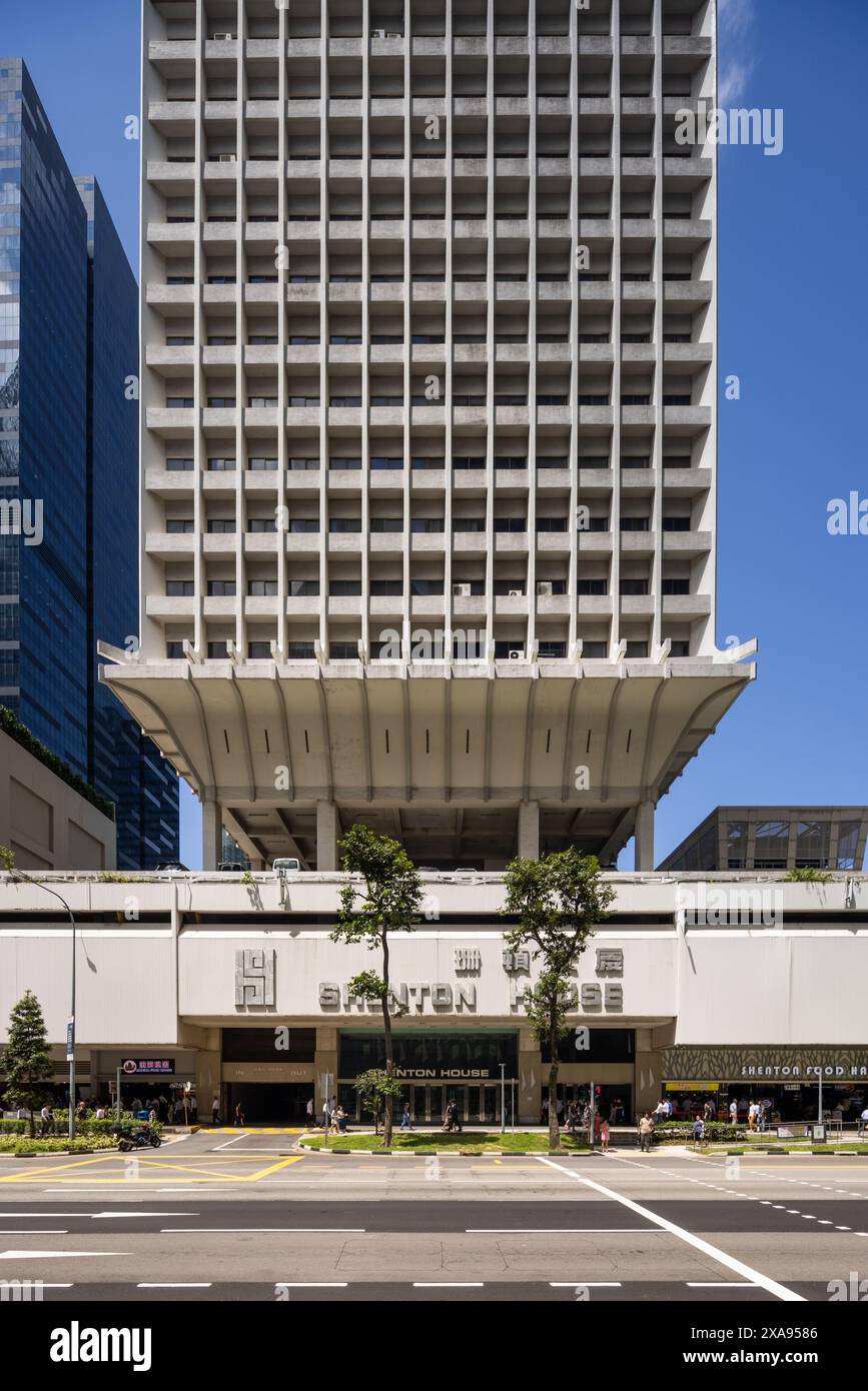 Shenton House, Singapour. Architecture conçue dans un style brutaliste Banque D'Images