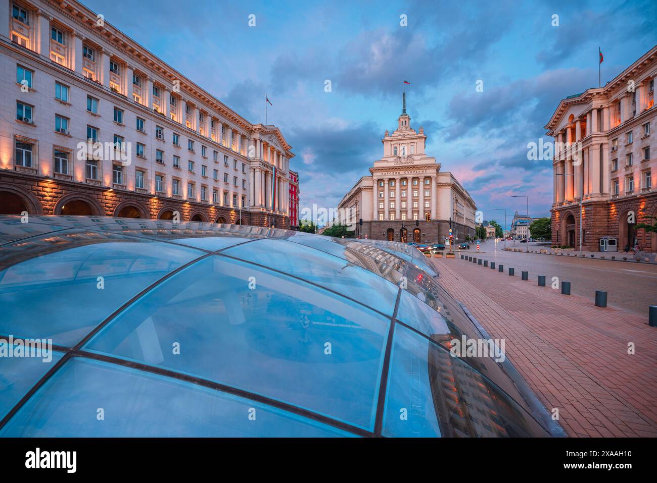 Sofia, Bulgarie, vue de la Maison du Parti à l'actuelle Assemblée nationale terminé en 1954. Banque D'Images