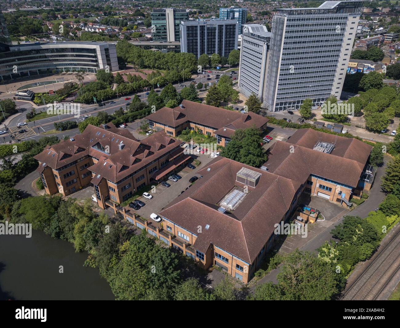 Vue aérienne de Great West Plaza, Riverbank Way, Brentford, Royaume-Uni. Banque D'Images