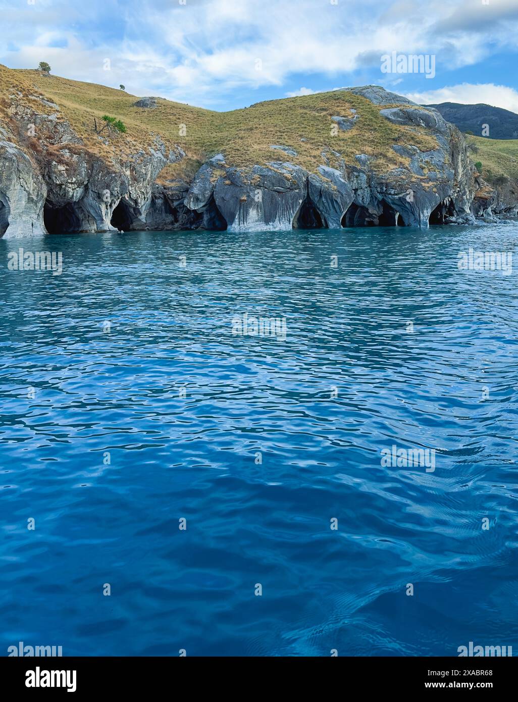 Grottes de marbre dans le lac général Carrera, Patagonie chilienne Banque D'Images