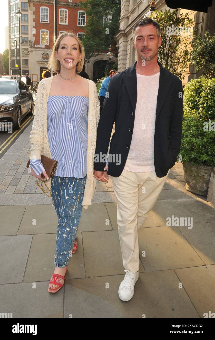 Katherine Ryan et Bobby Koostra à la fête d'été Sky, Nomad London, Bow Street, Covent Garden, le mercredi 05 juin 2024 à Londres, Angleterre, Royaume-Uni. CAP/CAN ©CAN/Capital Pictures Banque D'Images