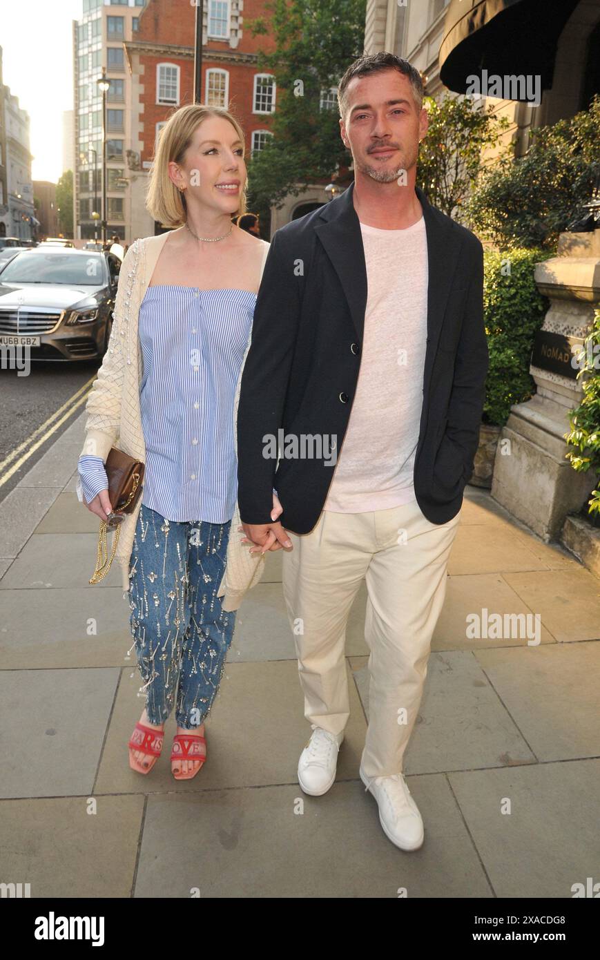 Katherine Ryan et Bobby Koostra à la fête d'été Sky, Nomad London, Bow Street, Covent Garden, le mercredi 05 juin 2024 à Londres, Angleterre, Royaume-Uni. CAP/CAN ©CAN/Capital Pictures Banque D'Images