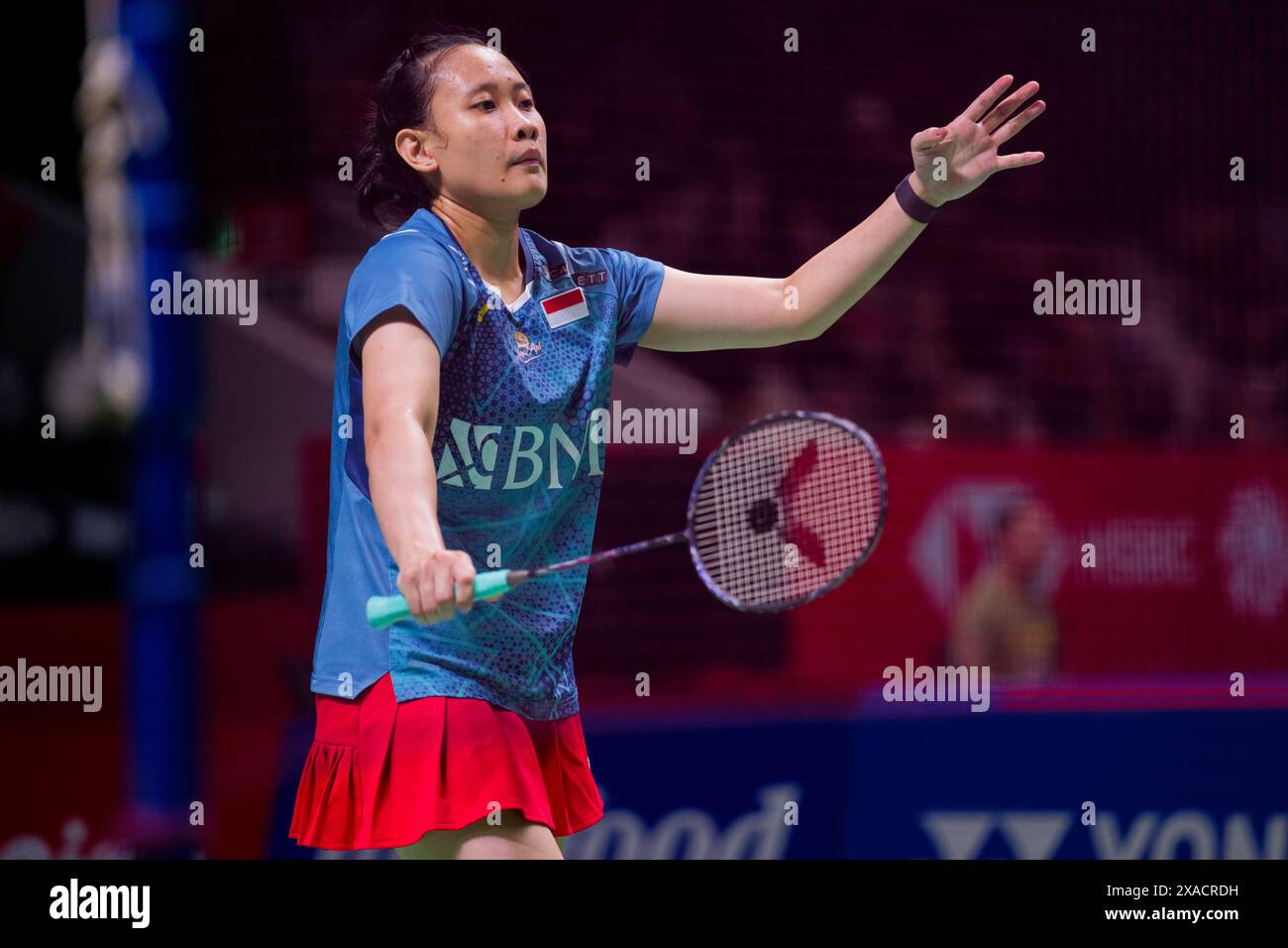 Pitha Haningtyas Mentari, d’Indonésie, en action lors du match de double mixte le deuxième jour du Kapal API Indonesia Open entre Rinov Rivaldy et Pi Banque D'Images