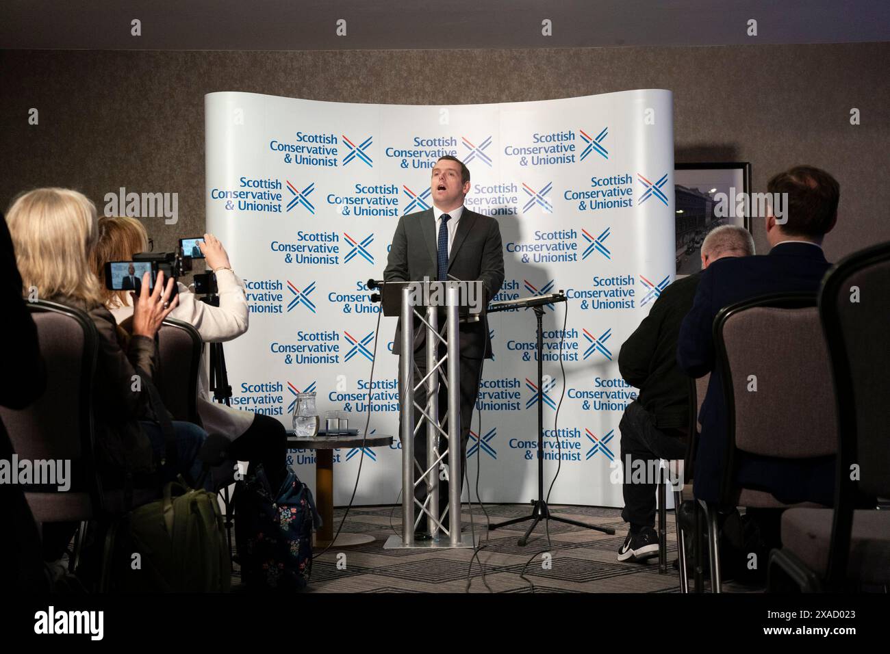 Édimbourg, Écosse, Royaume-Uni. 6 juin 2024. Douglas Ross, chef des conservateurs écossais, annonce qu'il se présentera comme candidat conservateur écossais pour la circonscription d'Aberdeenshire North & Moray East aux prochaines élections générales. Il a déclaré que David Duguid, l'ancien ministre écossais, ne serait pas en mesure de se présenter dans cette circonscription en raison de sa récente série de lésions vertébrales. Iain Masterton/Alamy Live News Banque D'Images