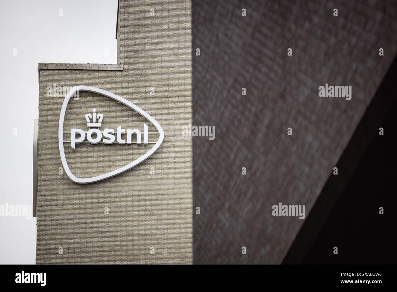 LA HAYE - extérieur PostNL Siège social (monument national) à la Haye. Le prédécesseur, le PTT, était autrefois situé dans ce bâtiment de poste, juste derrière la station Hollands Spoor. ANP / Hollandse Hoogte / Laurens van Putten pays-bas Out - belgique Out Banque D'Images