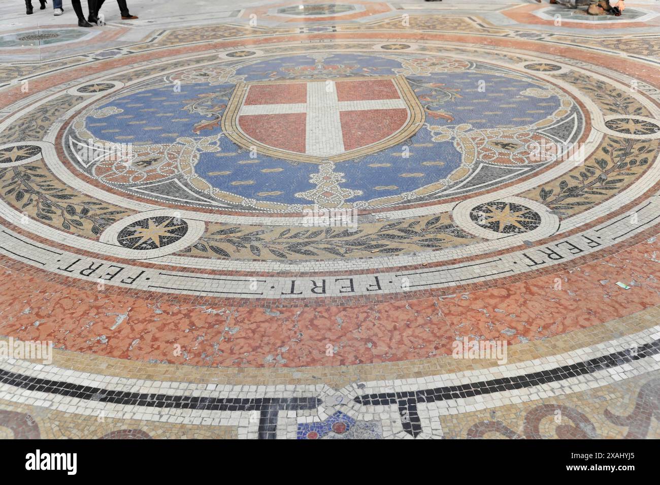 Mosaïque de sol, Galerie Vittorio Emanuele II, la première galerie marchande couverte du monde par l'architecte Giuseppe Mengoni, 1872, Milan, Milan, Lombardie Banque D'Images