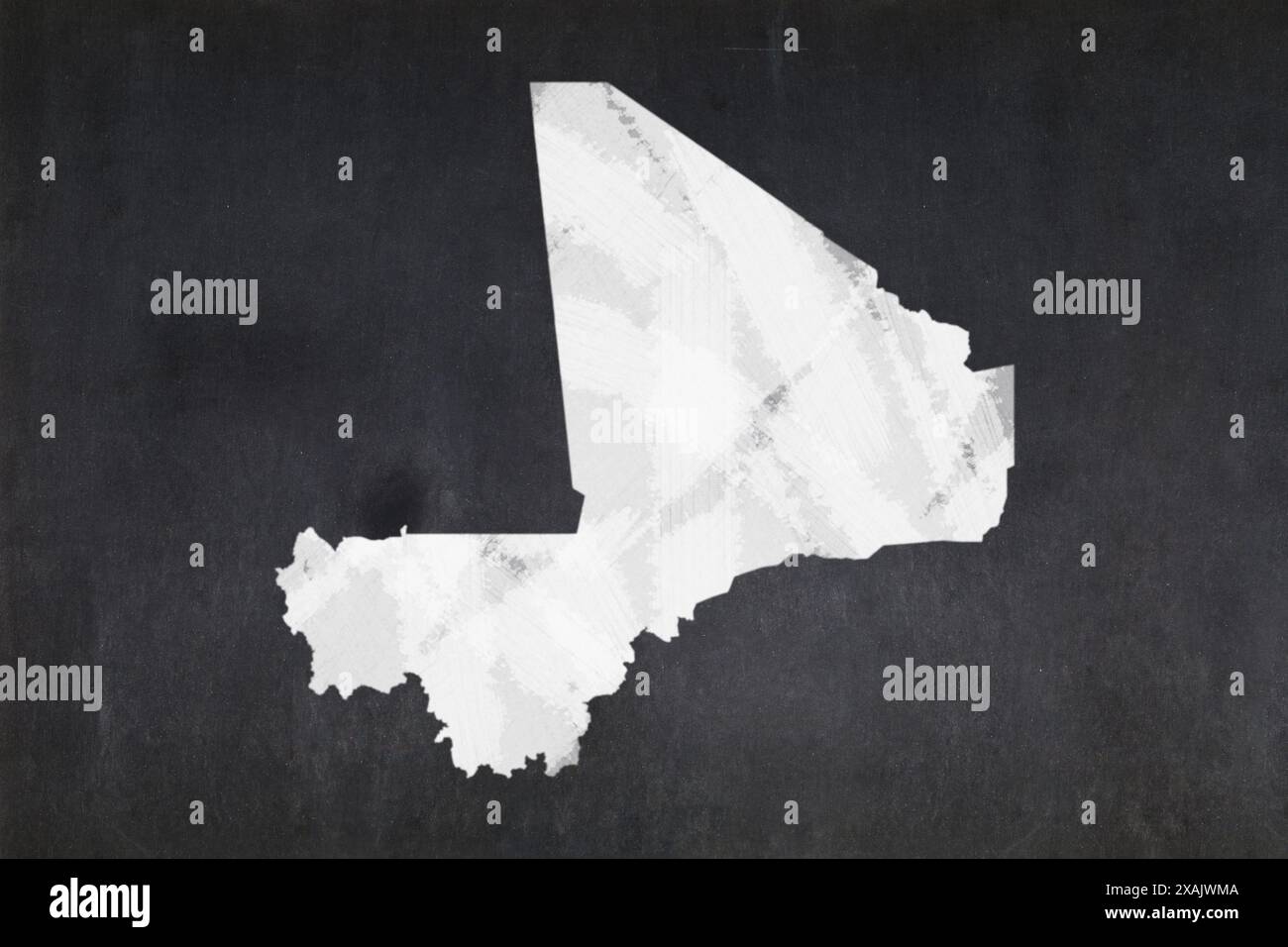 Tableau noir avec une carte du Mali dessinée au milieu. Banque D'Images