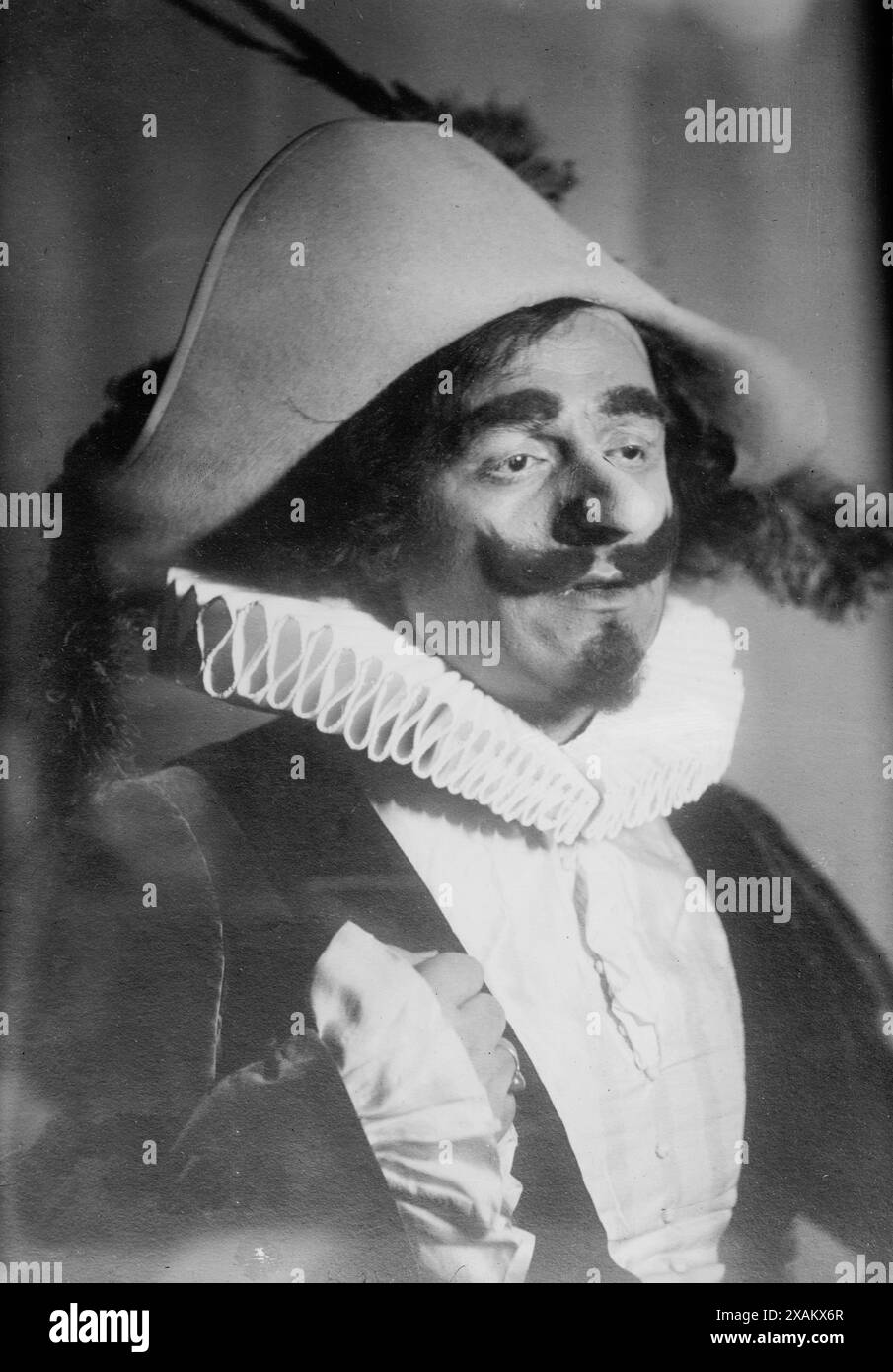 Amato comme "Cyrano", entre c1910 et c1915. Probablement montre le chanteur d'opéra italien Pasquale Amato (1878-1942) qui a chanté avec le Metropolitan Opera de 1908 à 1921. Banque D'Images