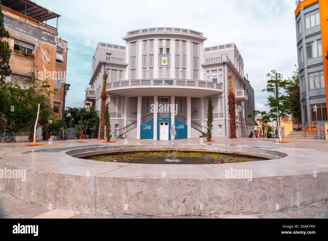 Tel Aviv, Israël - octobre 2 2023 - vue extérieure du musée Beit Ha'IR, l'ancien bâtiment de l'hôtel de ville de tel Aviv, situé sur la rue Bialik. Banque D'Images