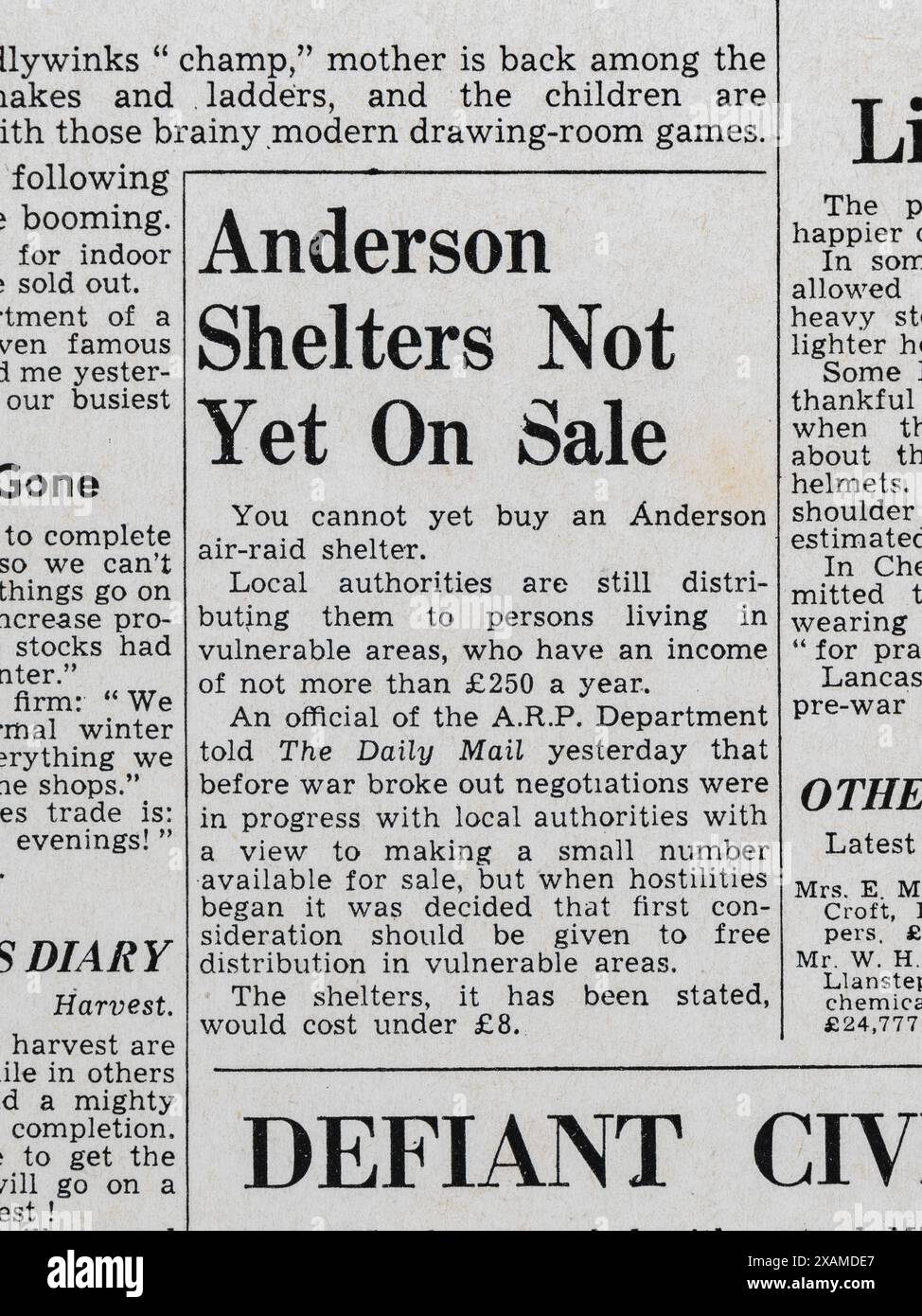 "Anderson Shelters not yet on sale" titre et article dans le Daily mail (réplique) 4 septembre 1939, sur le déclenchement de la seconde Guerre mondiale. Banque D'Images