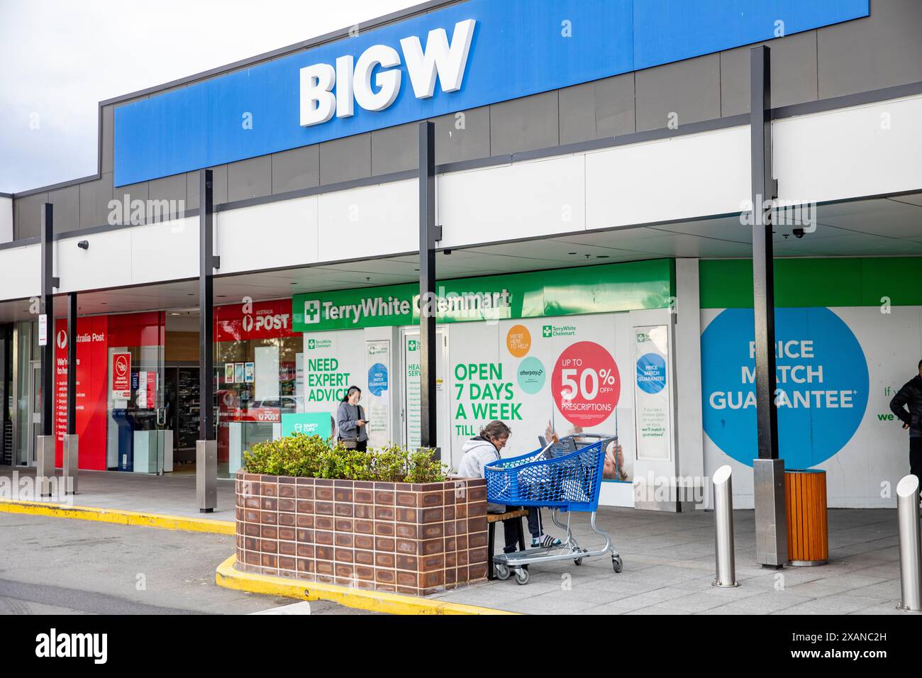 Centre commercial Plumpton Marketplace dans l'ouest de Sydney avec le grand magasin Big W et Australia Post Office, Nouvelle-Galles du Sud, Australie Banque D'Images