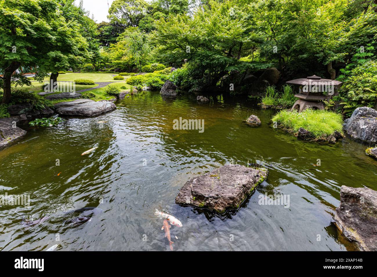 International House Garden a été désigné par le célèbre architecte paysagiste Ogawa Jihei en 1929 pour un manoir qui occupait la propriété avant la co Banque D'Images