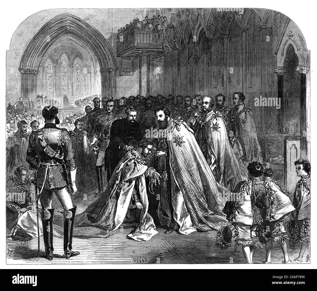 Le Grand Maître investit le Prince de Galles de l'ordre de la cathédrale de Patrick, in réunissant Patrick's Cathedral, Dublin, 1868. La cérémonie... a été exécutée... avec beaucoup de faste et de splendeur... le prince de Galles et le grand maître ont assisté à de jeunes nobles en tant que pages... le chœur a chanté "te Deum" de Sir John Stevenson,... le marquis de Clanricarde et le marquis Conyngham, en tant que chevaliers seniors présents, puis, sur ordre du Grand Maître, descendit de leurs stalles et ceignit son Altesse Royale avec l'épée... son Altesse Royale fut alors vêtue du manteau... le Prince de Galles s'étant avancé Banque D'Images