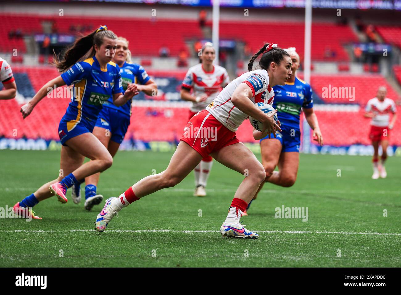 Lors de la finale de la Betfred Women's Challenge Cup Leeds Rhinos vs St Helens au stade de Wembley, Londres, Royaume-Uni, le 7 juin 2024 (photo par Izzy Poles/News images) Banque D'Images