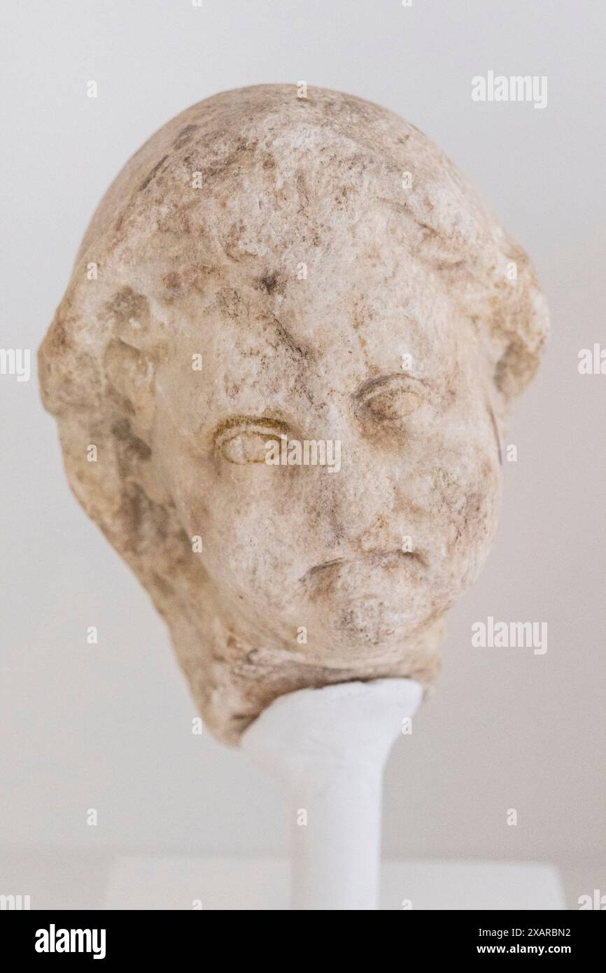 Enfant Mercury, IIe siècle après JC, Fuente del Moro, Musée Huelva, Huelva, Andalousie, Espagne. Banque D'Images Enfant Mercury, IIe siècle après JC, Fuente del Moro, Musée Huelva, Huelva, Andalousie, Espagne. Banque D'Images