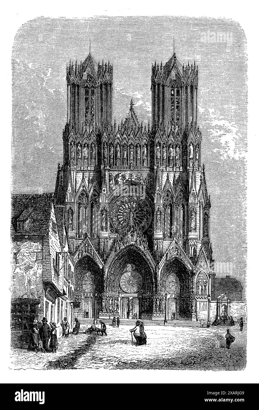 Cette gravure antique en noir et blanc présente une vue de face majestueuse de la cathédrale de Reims, un exemple emblématique de l'architecture gothique française. L’œuvre d’art capture méticuleusement la façade élaborée de la cathédrale, ornée de détails sculpturaux, de contreforts volants et de son portail central flanqué de tours jumelles. La gravure souligne le rôle de la cathédrale en tant que symbole historique et spirituel, célèbre pour être le site du couronnement des rois français Banque D'Images