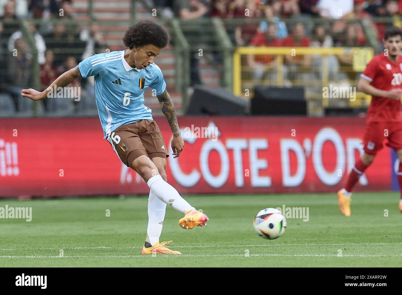Bruxelles, Belgique. 08 juin 2024. Le belge Axel Witsel photographié en action lors d'un match amical entre l'équipe nationale belge de football Red Devils et l'équipe nationale du Luxembourg, au stade Roi Baudouin (stade Roi Baudouin - Koning Boudewijnstadion), à Bruxelles, samedi 08 juin 2024. Les Red Devils se préparent pour les prochains Championnats d'Europe Euro 2024 en Allemagne. BELGA PHOTO BRUNO FAHY crédit : Belga News Agency/Alamy Live News Banque D'Images