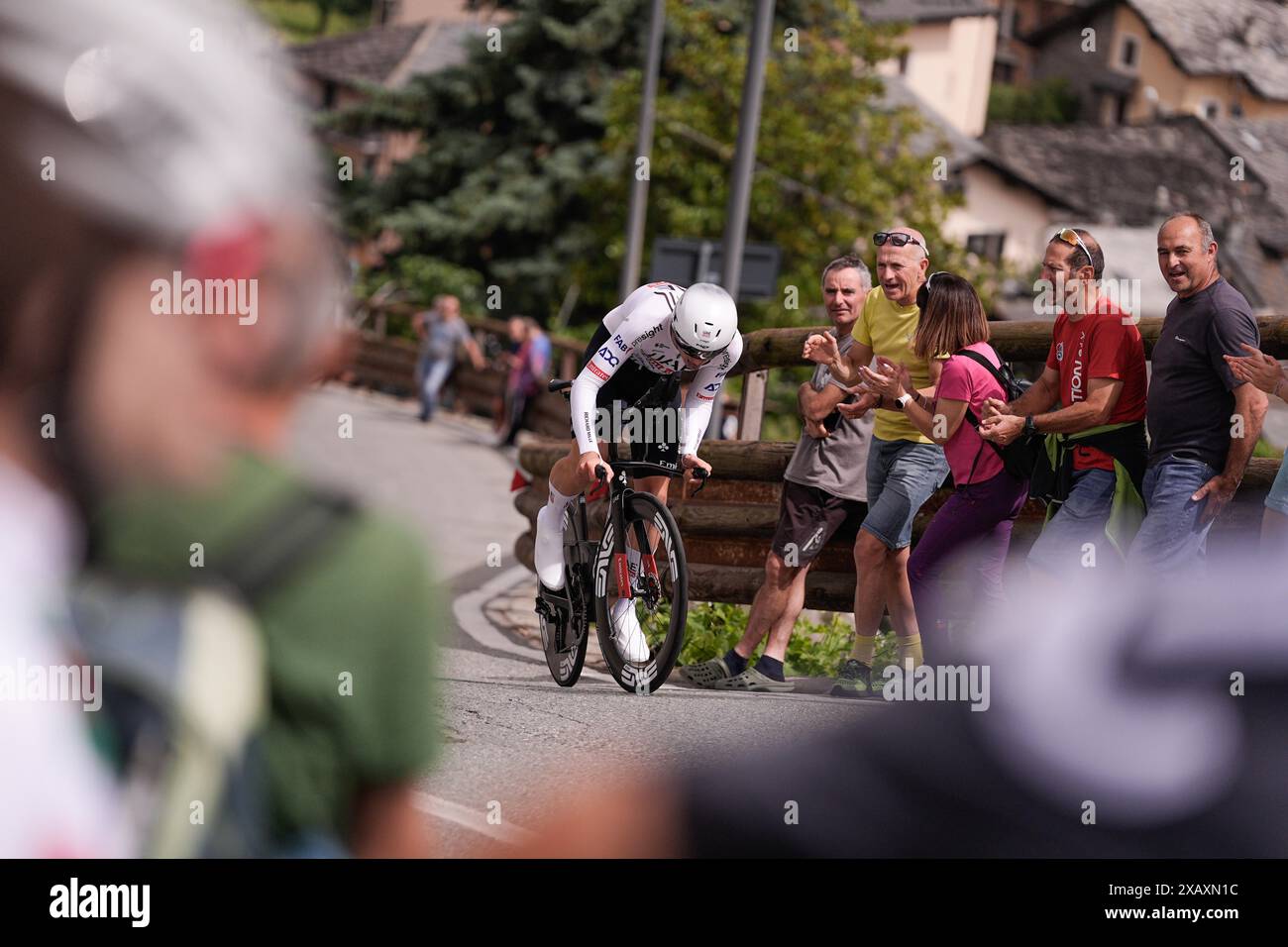 Aymavilles, Italie. 09 juin 2024. STAES Gibbe lors de la 1ère étape du Giro Next Gen2024, Tudor ITT d'Aoste à Aoste, Italie dimanche 9 juin 2024. Sport - cyclisme . (Photo de Marco Alpozzi/Lapresse) crédit : LaPresse/Alamy Live News Banque D'Images