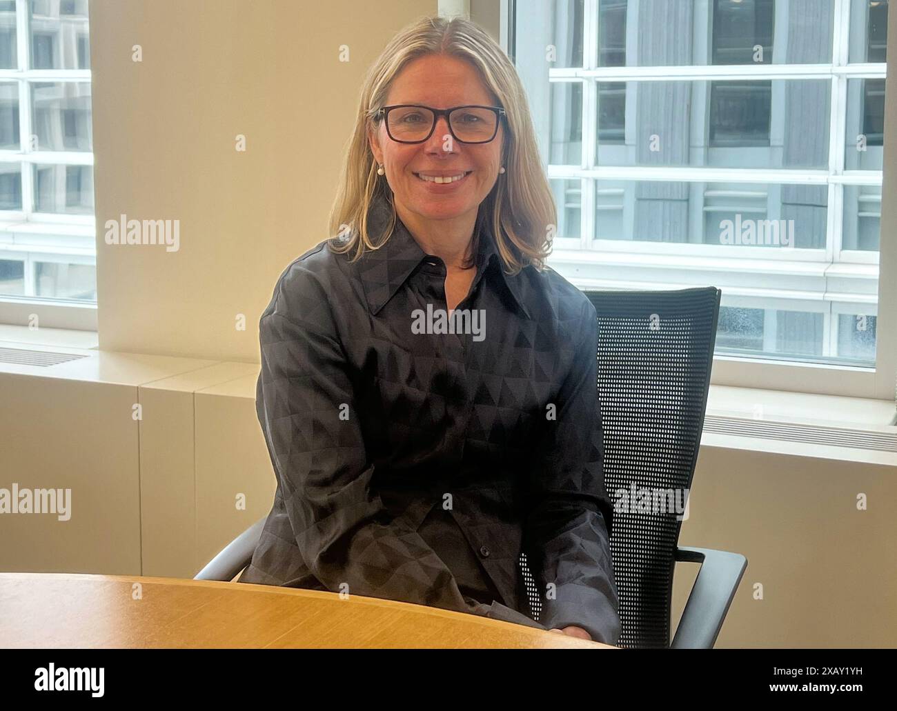 Washington, DC, États-Unis. 06 juin 2024. Anna Bjerde, directrice générale des opérations à la Banque mondiale, siège dans son bureau. Crédit : Julia Naue/dpa/Alamy Live News Banque D'Images