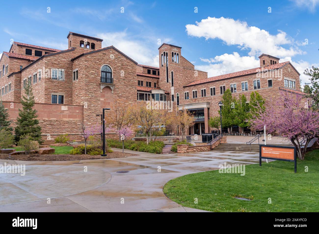 BOULDER, CO, États-Unis - 12 MAI 2024 : Centre pour la communauté à l'Université du Colorado à Boulder. Banque D'Images